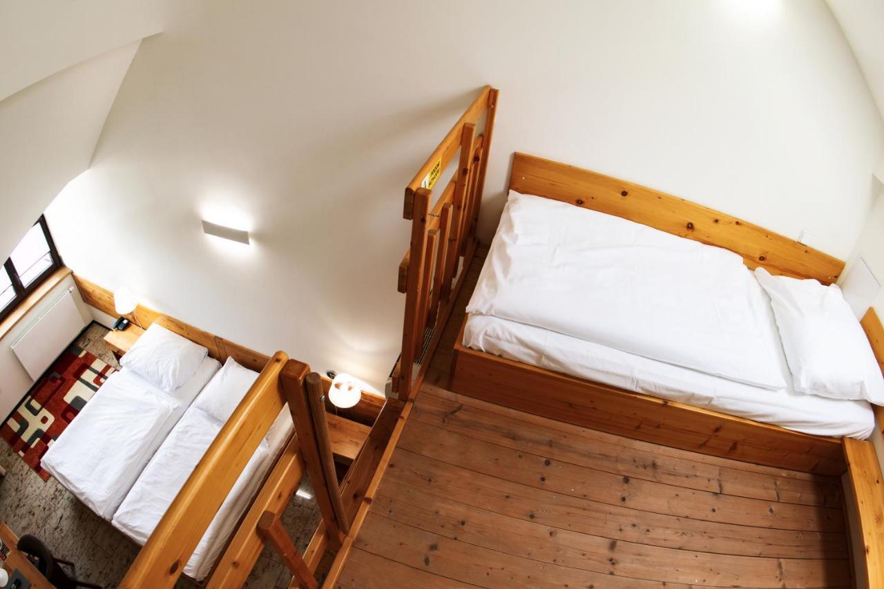 Hotel Slunecni Dvur Бърно Екстериор снимка
